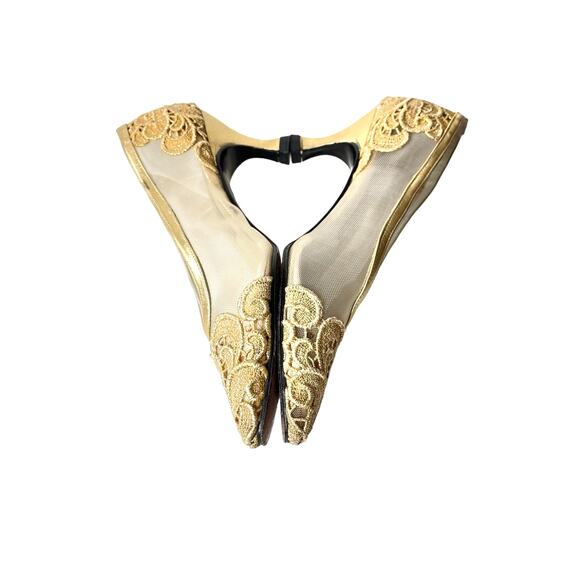 Vintage Stuart Weitzman Gold Mesh Embroidered Heels Pump - Picture 5 of 13